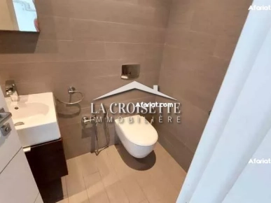 Villa S+3 vue sur mer avec piscine à Carthage  MVL0319