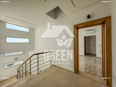 Appartement s+2 la Queen