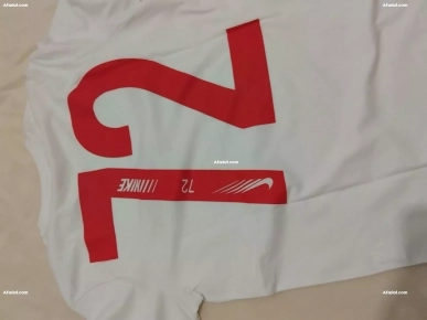 À vendre pull blanc motif 72