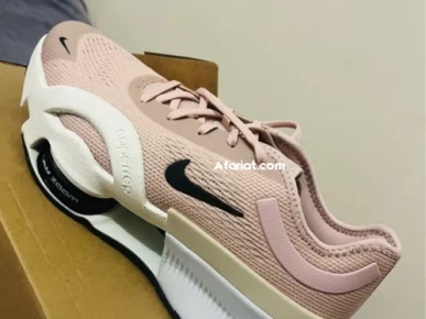 nike airzoom super Rep