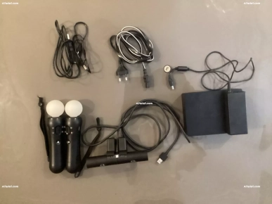 Pack PSVR ZVR2 Complet Quasi Neuf + 2 PS Move + Caméra