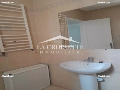 Etage de villa S+2 avec terrasse à La Marsa MEL0524