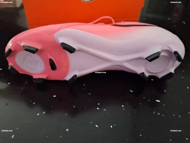 chaussure crampon nike