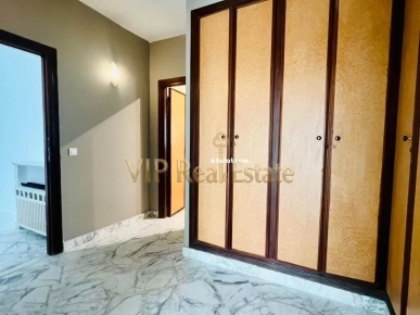 À louer villa S+5 avec jardin au cœur de la Marsa