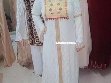 Liquidation totale "projet location des robes soirées & mariées "