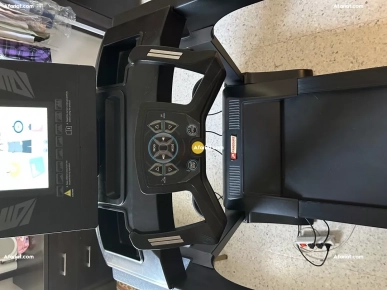 À vendre : Tapis de course Parcours Fitness Q5 – État neuf !
