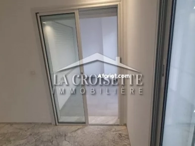 Appartement S+3 avec chambre de service à La Soukra ZAV1449