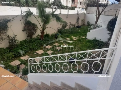 Duplex S+4 avec jardin à Ain Zaghouan Nord MDV0117