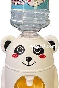 distributeur eau /  jus / lait  présente un design de panda