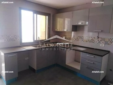 Appartement S+3 à Kheireddine MAL1197