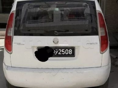 Skoda berline 6CV
