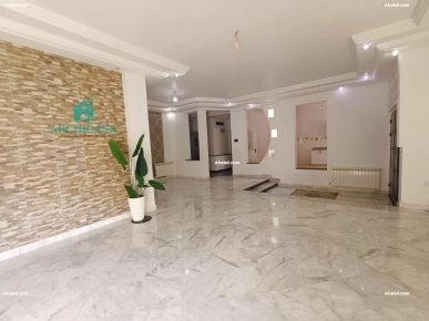 Une villa à Rades meliane à louer