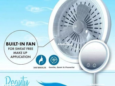 Miroir lumineux LED NuBrilliance Beauty Breeze avec ventilateur