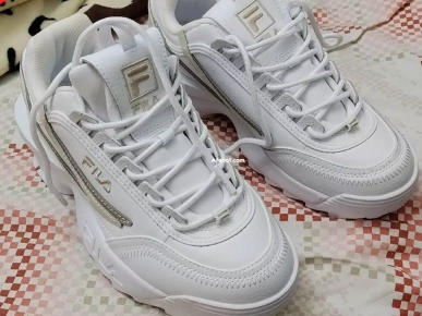 basket fila blanc pour femme