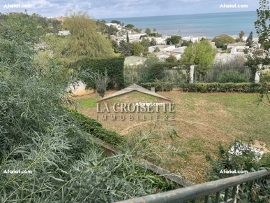 Villa S+5 vue mer à La Marsa MVL1275