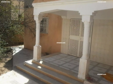 A louer une villa à Zarrouk à Gafsa près de la Fac des Sciences
