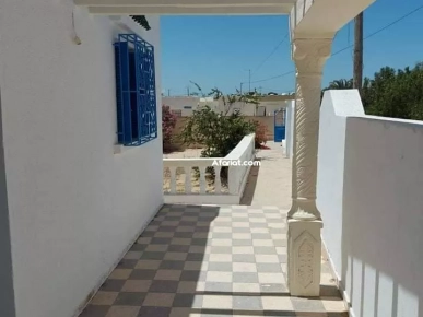Très belle maison à vendre à Houmt Souk Djerba surface totale 472