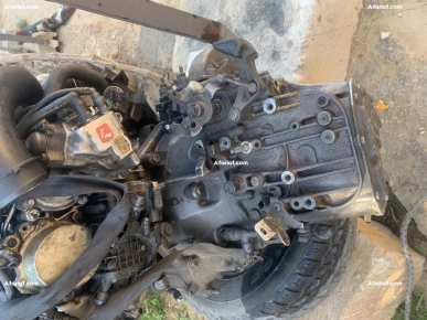 piece de moteur 2.0 bleuhdi expert 4