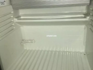 minibar de la marque Dometic très bonne état