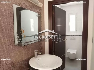 Villa S+4 avec studio indépendant à La Marsa  MVL1565