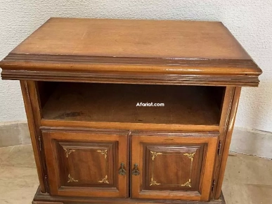 meuble TV en blenz et table de nuit /une table blenz et en marbre
