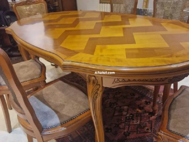 Table + 6 chaises