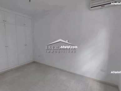 Villa S+5 à La Marsa MVL1511