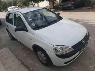 Opel Corsa C en vente urgente Opel Corsa C en vente urgente