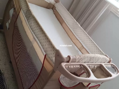 À vendre :2 Parcs Lit
