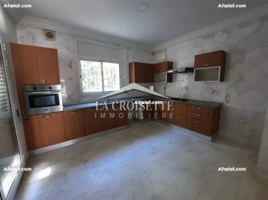 Duplex S+4 avec jardin à La Marsa MVL0975