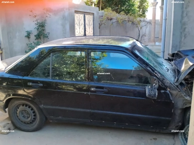 VENTE VOITURE MERCEDES 190 D, Avec carte grise