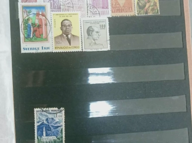 TIMBRES DE COLLECTION