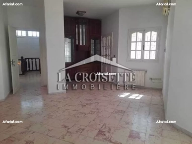 Villa S+6 pour usage bureautique à La Marsa ZBL0420