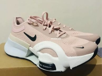 nike airzoom super Rep