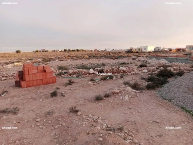 قطعة أرض للبيع في مدنين طريق قابس قطعة أرض للبيع في مدنين طريق قابس