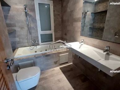 Etage de villa S+3 au Lac 2 MEL0307