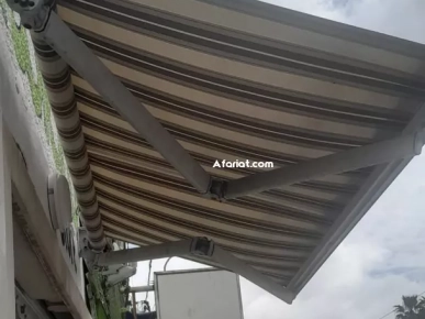 2 store bras invisibles