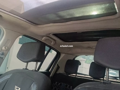 je mets en vente une belle clio 3