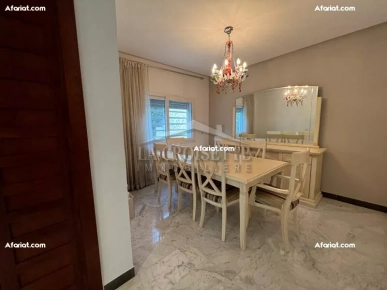 Villa S+5 avec piscine à La Marsa MVL1282