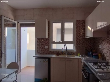 À vendre maison R+1 à la corniche