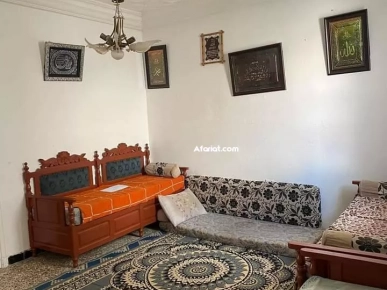 طابق أول للبيع