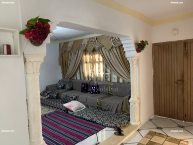 Belle maison S+2 avec jardin à Hammamet Sud à vendre 51355351