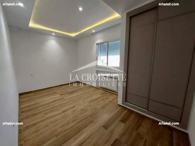 Appartement S+2 à La Soukra MAL1275
