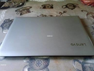 Pc LENOVO États Neuf