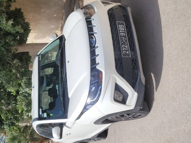 mahindra kuv 100 k8