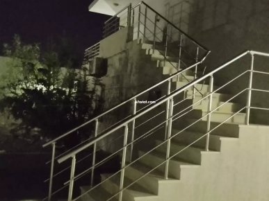Villa HS 2 étages indépendants