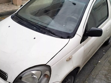 toyota yaris 2 portes Année 2000 toyota yaris 2 portes Année 2000