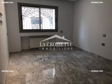 Duplex S+3 avec terrasse aux Jardins de Carthage MDL0590