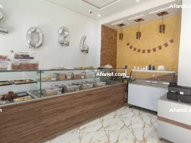 Pâtisserie traditionnelle / Glaces artisanales / Crèmerie Pâtisserie traditionnelle / Glaces artisanales / Crèmerie