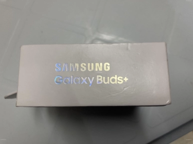 Samsung Galaxy Buds plus cachtée
